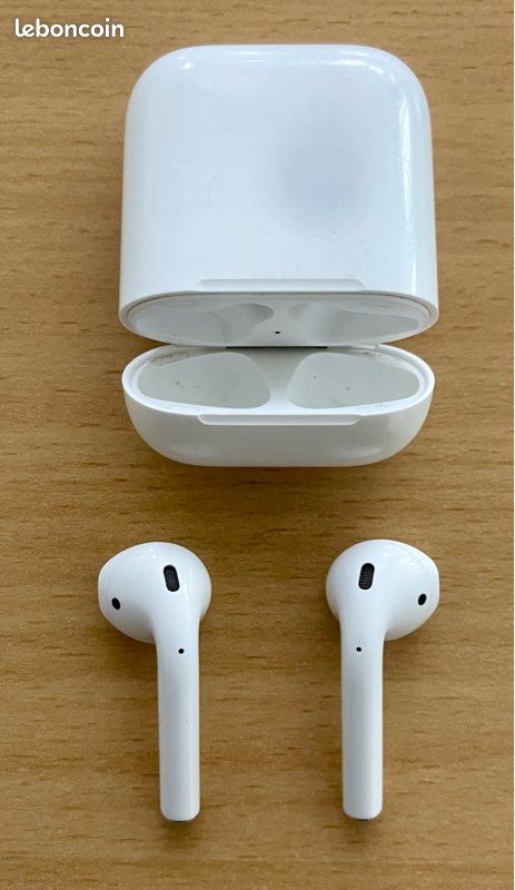 AirPod 2 (image 2)