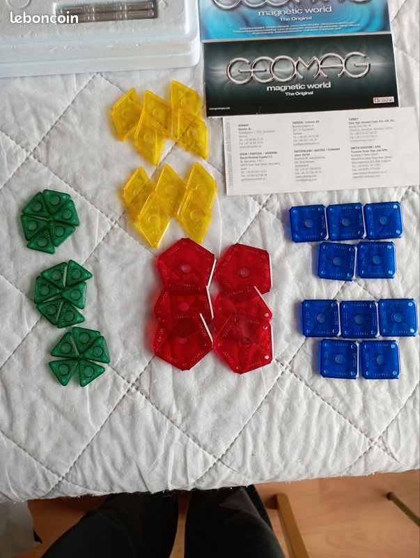 Geomag 96+48 pièces + CD et sac à dos (image 5)