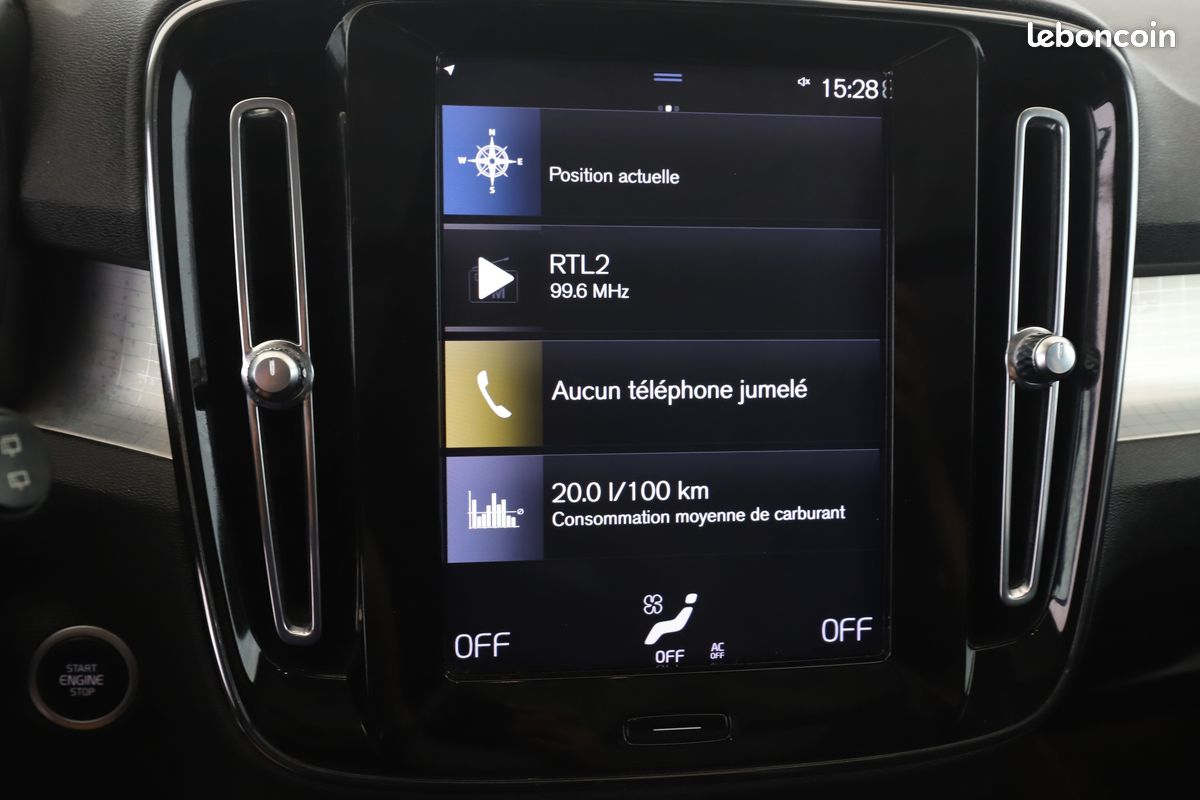 Volvo XC40 2.0 D3 AdBlue Business Geartronic 8 150 ch (image 17)