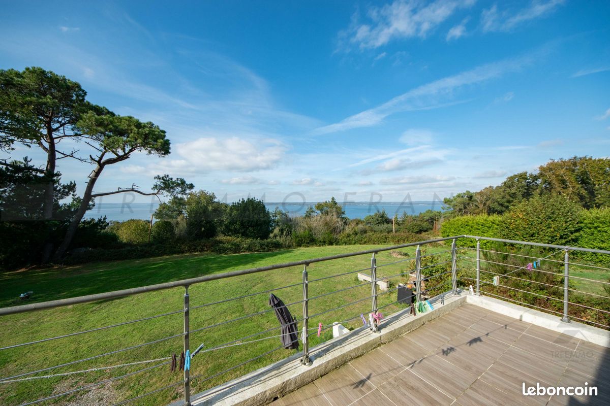 Maison 9 pièces 240 m² · à Argol · 240 m² · 599 900 €