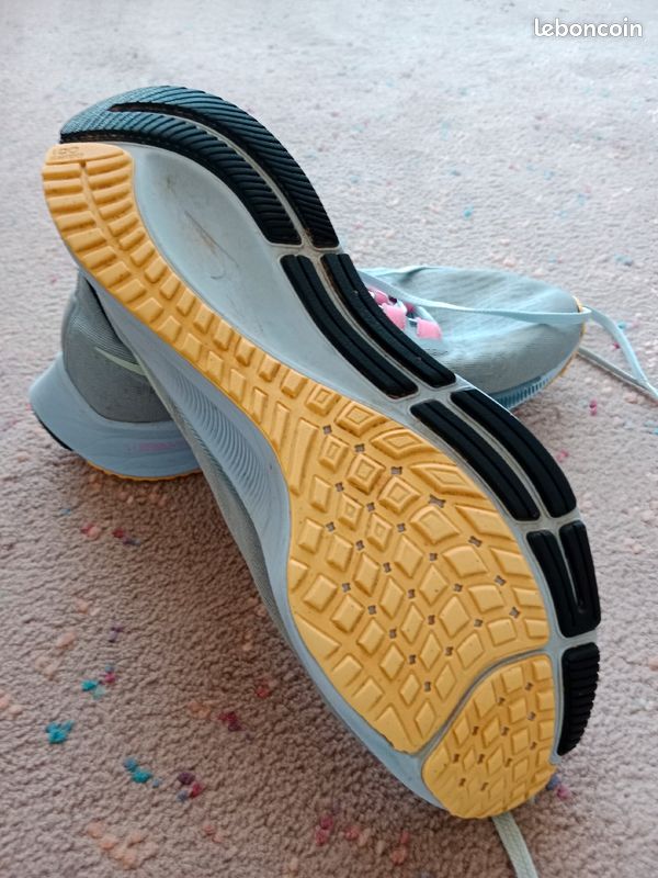 Tennis running (image 3)