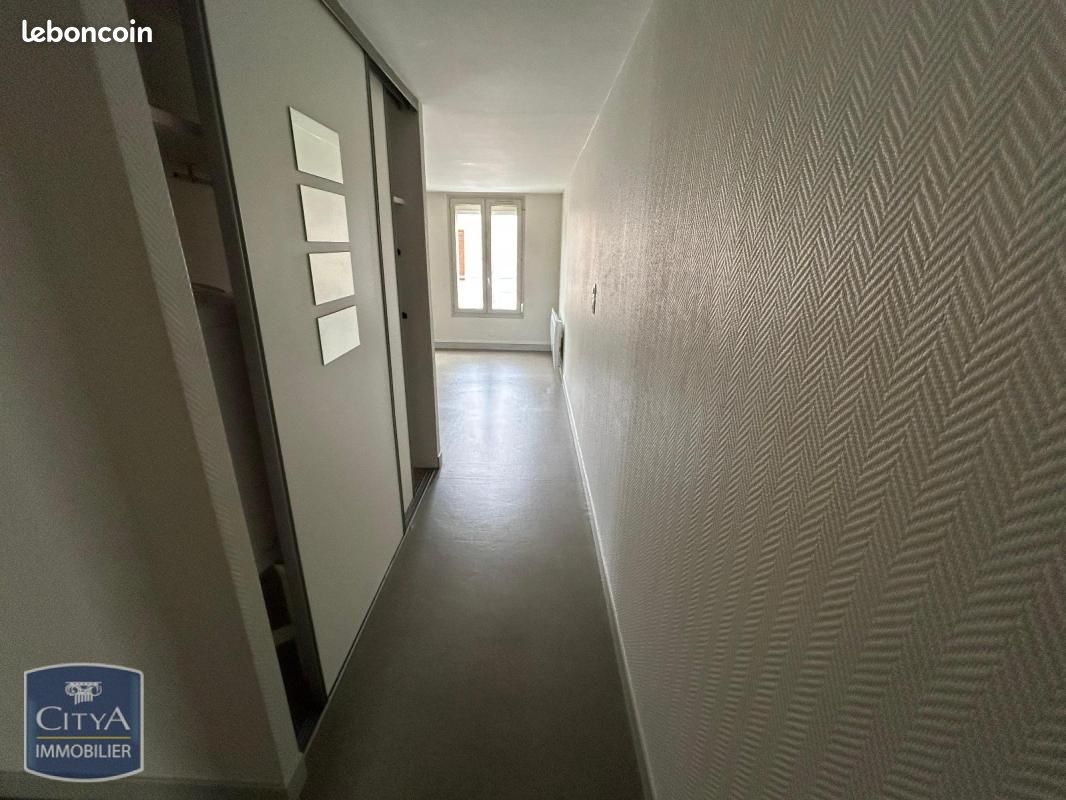 Appartement a louer chalons-en-champagne - 2 pièce(s) - 47 m2 - Surfyn