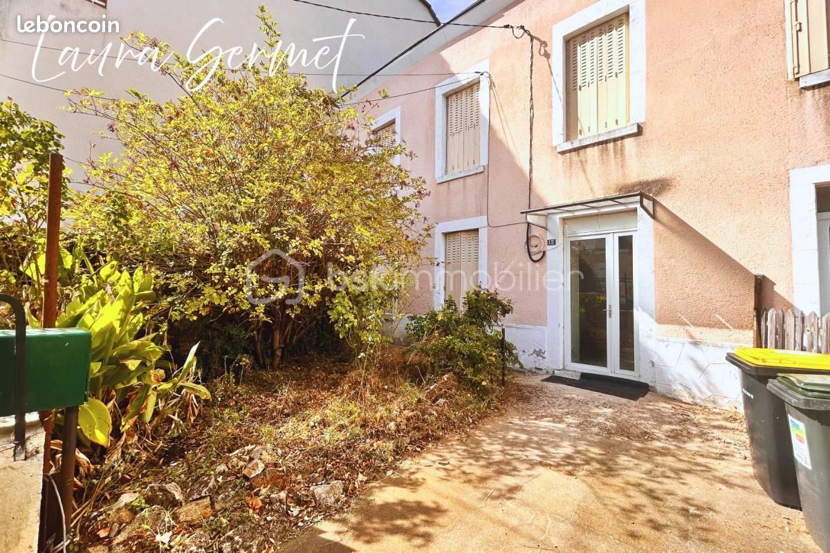 Maison 4 pièces 105 m² · à Vierzon · 105 m² · 765 €