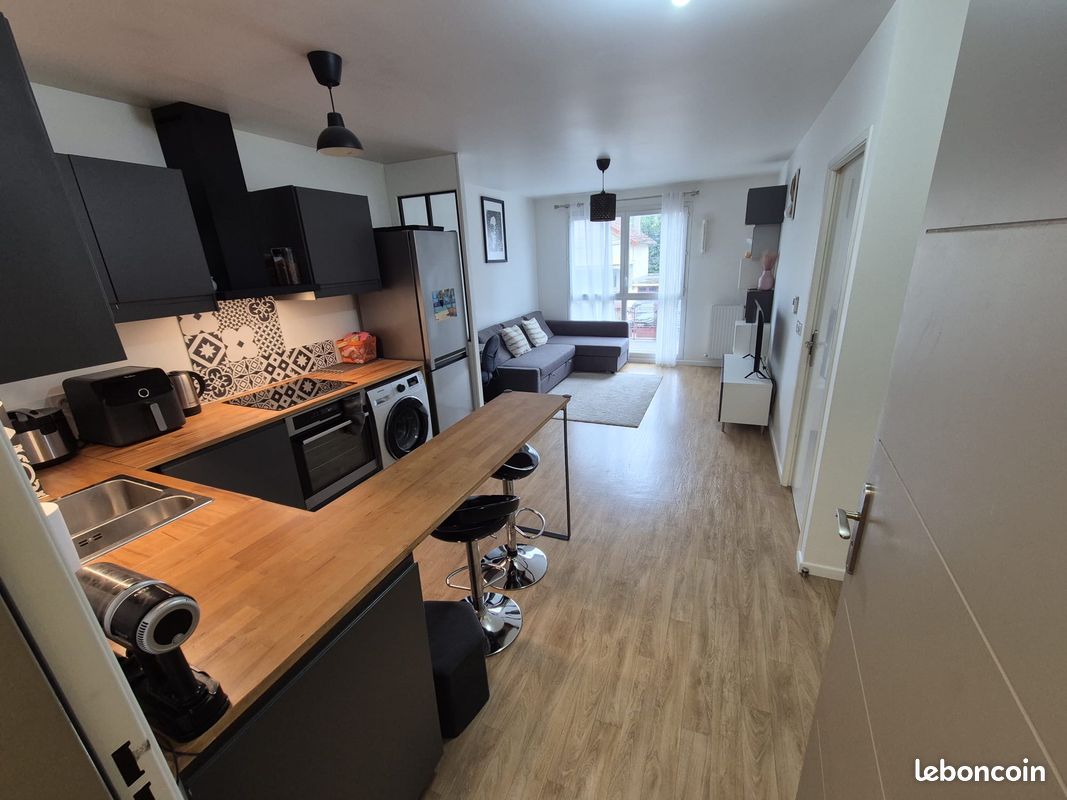 Appartement 2 pièces 40 m² · à Athis-Mons · 40 m² · 990 €/mois