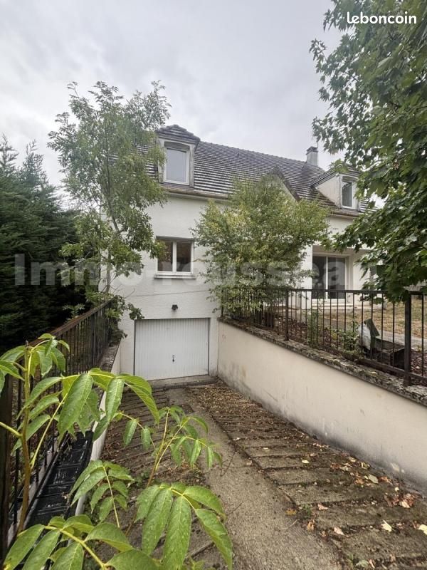 Maison 6 pièces 142 m² · à Dammartin-en-Goële · 142 m² · 418 000 €