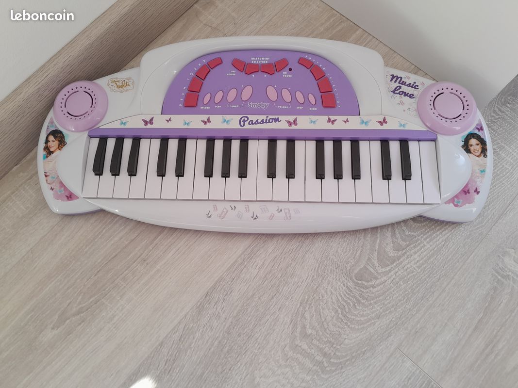 Violetta V-Console Music – Jeu Électronique Sons Et Lumières – Connectez Votre MP3 – Dès 5 Ans