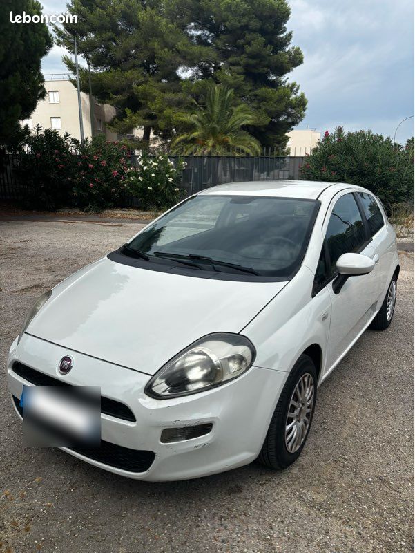 Fiat Punto vendue en l’état (image 1)