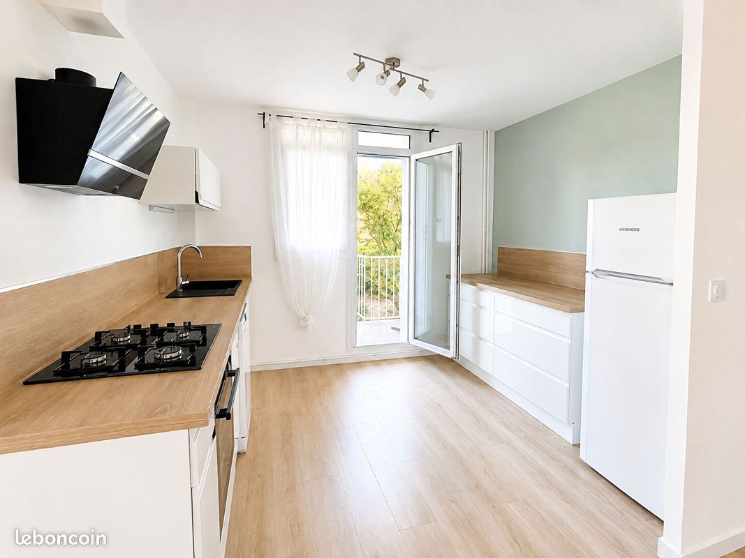 Appartement 3 pièces 61 m² · à Le Pradet · 61 m² · 1 130 €/mois
