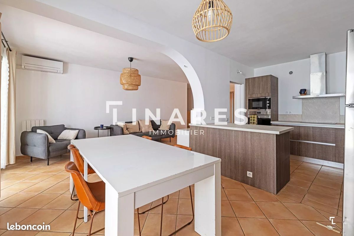 Appartement 3 pièces 77 m² · à Marseille · 77 m² · 1 607 €