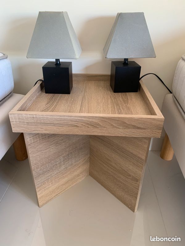 Vend 2 chevets + 2 lampes (image 1)
