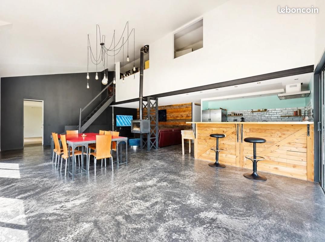 Maison 6 pièces 260 m² (image 3)