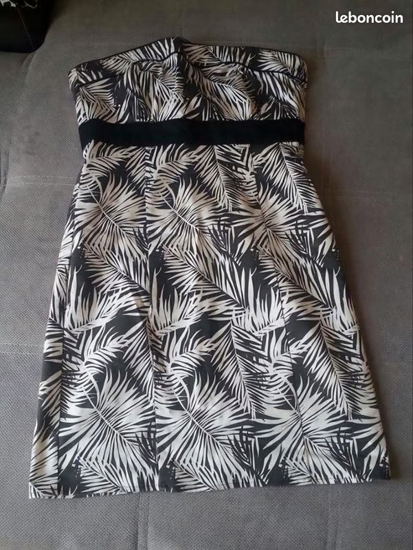 Robe bustier. Taille 38. Marque H&M (image 1)