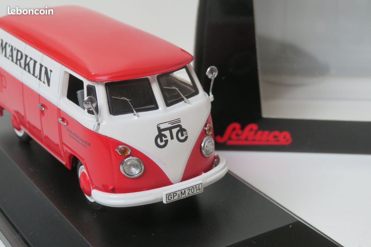 MARKLIN - 8014 - Volkswagen Bus - Rouge et noir - En boite