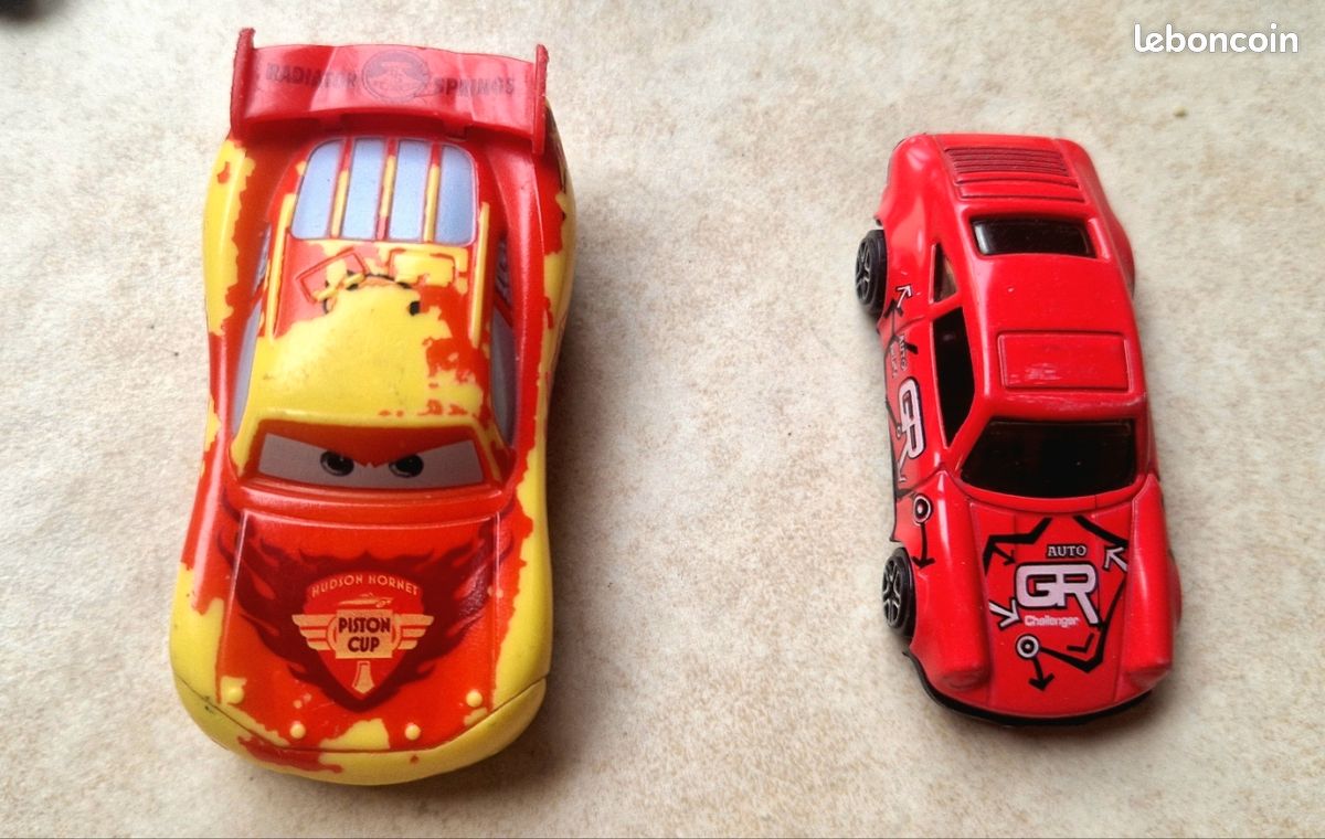 Lot de 11 petites voitures dont cars (image 3)