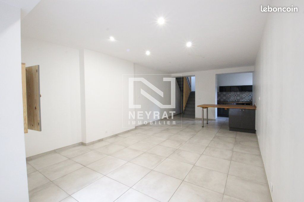 Appartement 3 pièces 77 m² · à Louhans · 77 m² · 615 €/mois