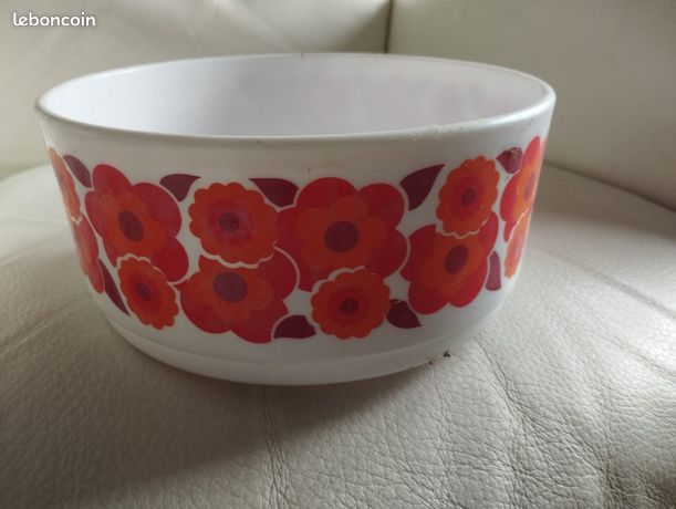 Moule Ou Saladier Vintage Arcopal - Damier Rouge Et Blanc - Années 70 - France