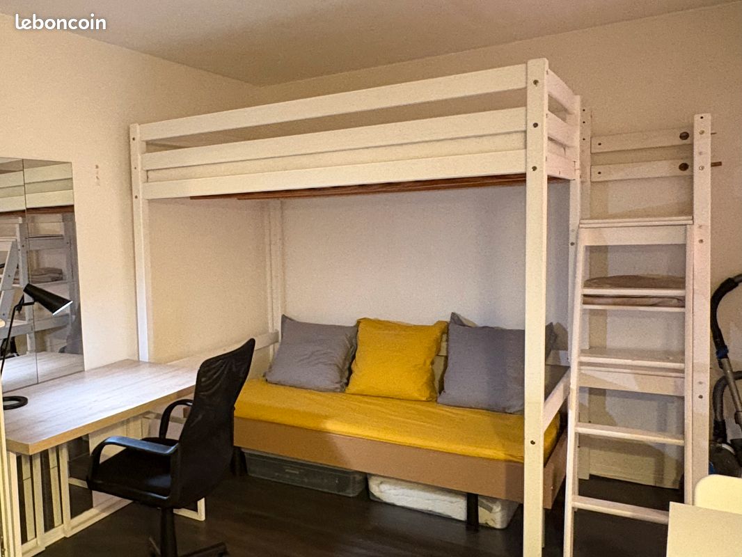 Appartement 1 pièce 28 m² · à Mérignac · 28 m² · 700 €