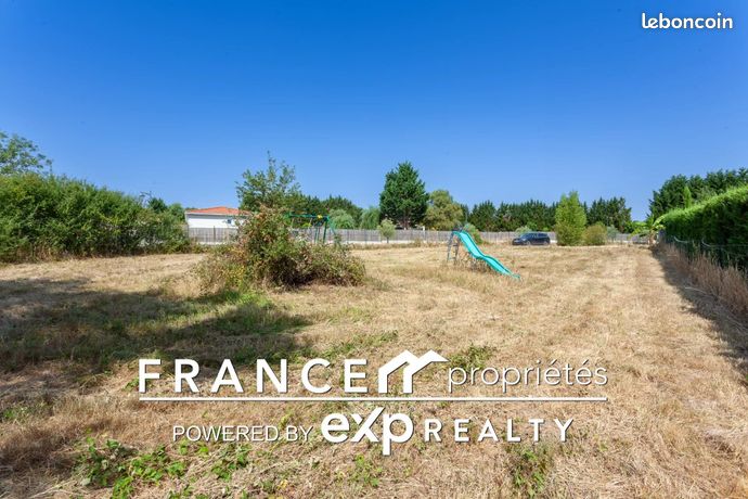 Terrain 1530 m² Labastide-Clermont