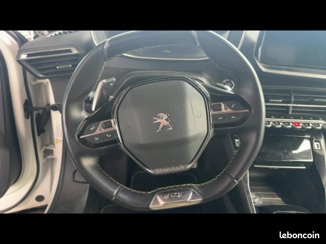 Peugeot 2008 PureTech 130 S&S EAT8 - GT (image 8)