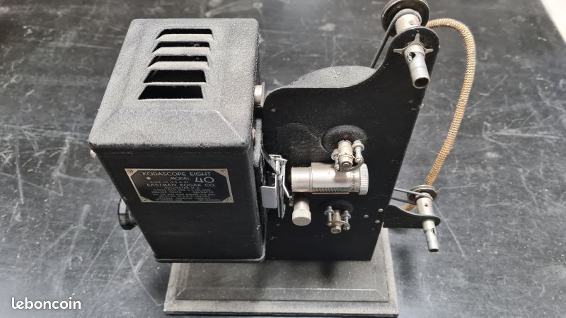 Projecteur kodak pathe (image 1)