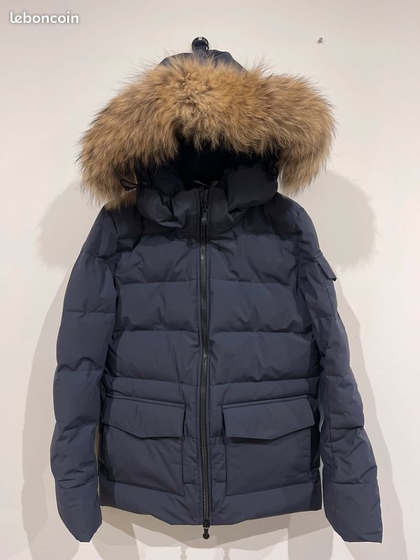 Fur Veste Pyrenex Auth PYRENEX BORDEAUX FUR Black Down Coat