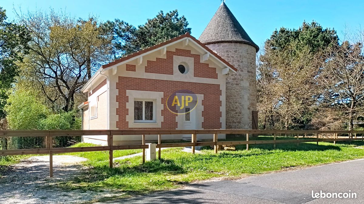 Maison 5 pièces 114 m² · à Talais · 114 m² · 450 000 €