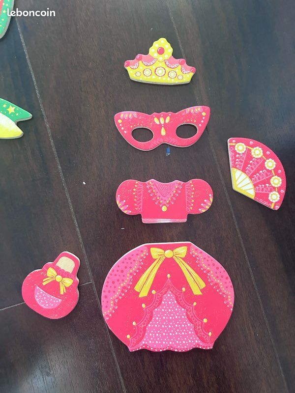 Habillage De Princesse Magnétique – Puzzle Poupées à Habiller Créatif En Papier, Jeu Éducatif Et Portable Pour Enfants, Cadeau Idéal Fille 3-12 Ans