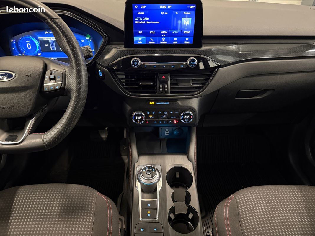 FORD KUGA III 2.5 FLEXIFUEL 190 FHEV ST LINE ECVT / Sieges AV - ARR + Volant Chauffant / CarPlay / Caméra (image 12)