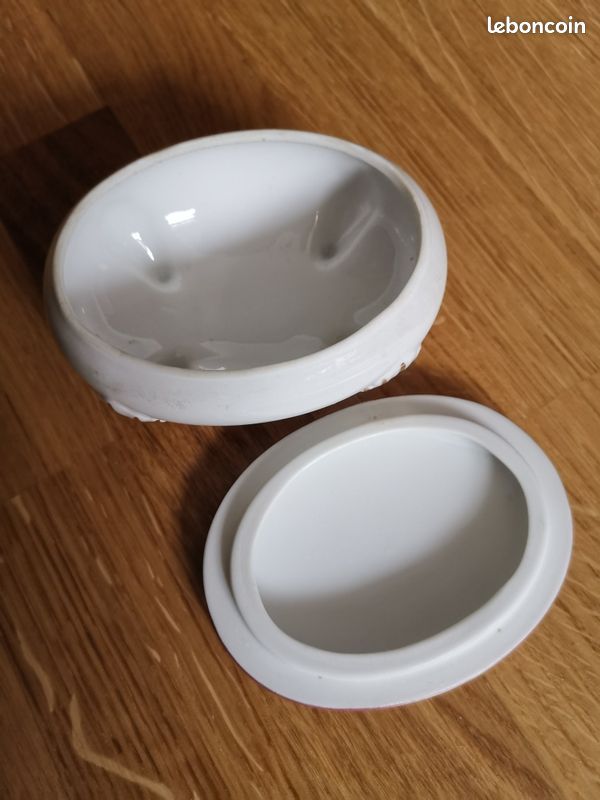 Boite en porcelaine (image 3)