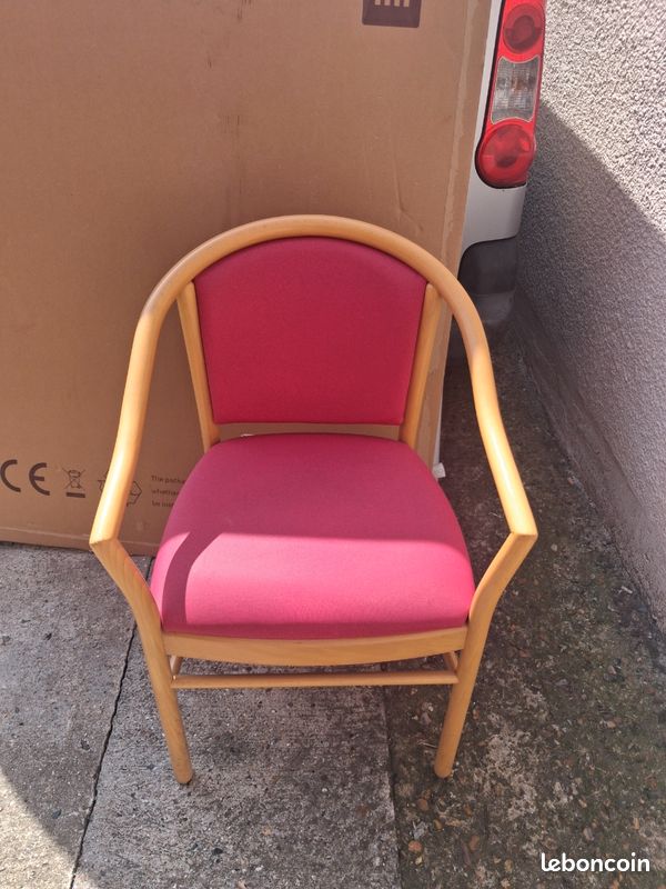4 chaises (image 1)