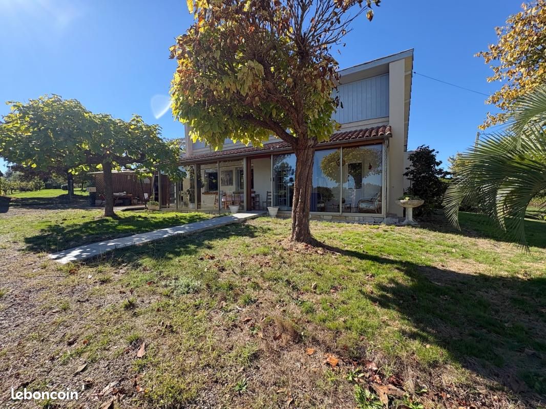 Maison 3 pièces 78 m² · à Saint-Mont · 78 m² · 900 €/mois