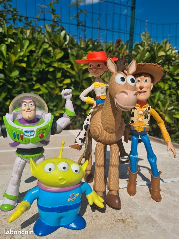 Lot de 5 Figurines TOY STORY, Woody, Buzz, Jessie, Pile-Poil et Alien (image 1)