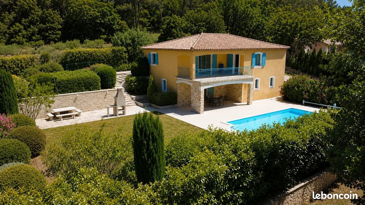 Maison 6 pièces 140 m² · à Besse-sur-Issole · 140 m² · 615 000 €
