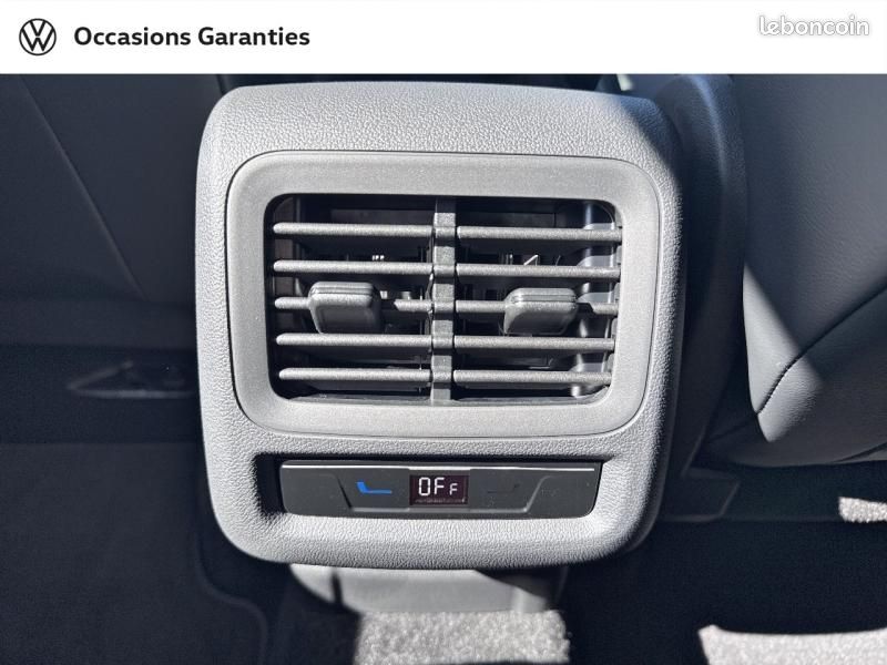 Volkswagen T-Roc 1.5 eTSI 150ch Style DSG7 (image 15)