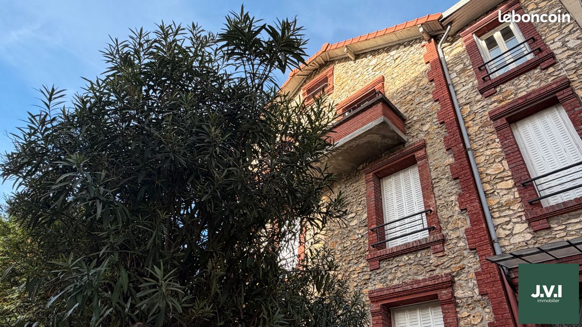 Maison 5 pièces 184 m² · à Enghien-les-Bains · 184 m² · 824 000 €