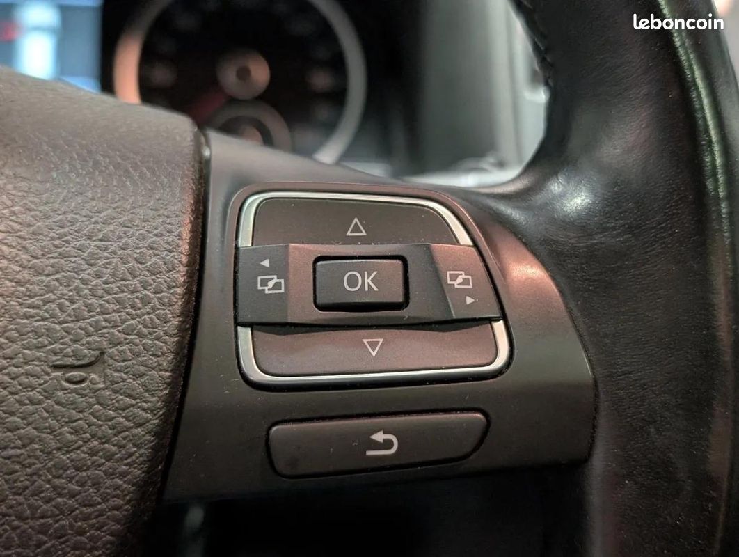 Volkswagen Tiguan 2.0 TDI 110 BLUEMOTION (image 17)