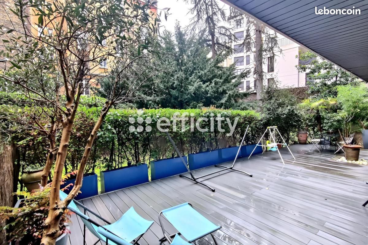 Appartement 4 pièces 80 m² · à Neuilly-sur-Seine · 80 m² · 995 000 €