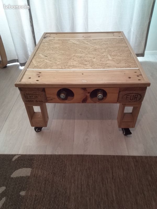 Vend table basse en palette fabriquée maison (image 2)