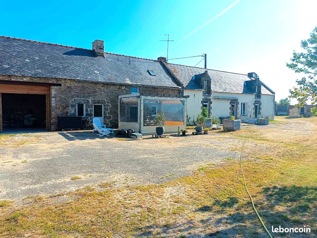Maison 8 pièces 220 m² · à Billiers · 220 m² · 551 000 €