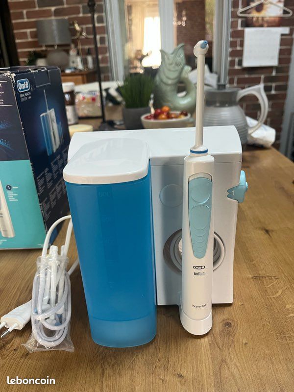 Hydropulseur Oral B neuf (image 2)