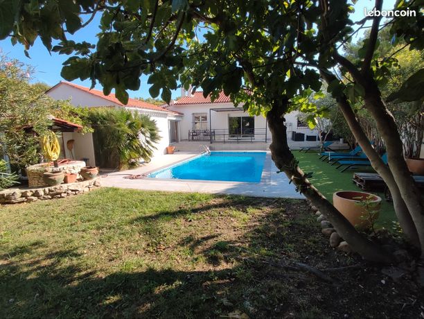 Spacieuse maison familiale avec piscine et grand terrain – gignac-la-nerthe