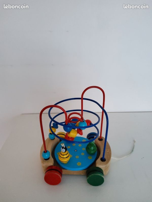 Petit jouet en bois bon état (image 2)