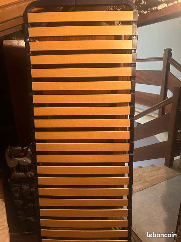 2 Sommiers et 2 matelas les deux (image 1)