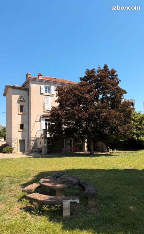 Maison 10 pièces 300 m² · à Tournon-sur-Rhône · 300 m² · 485 000 €