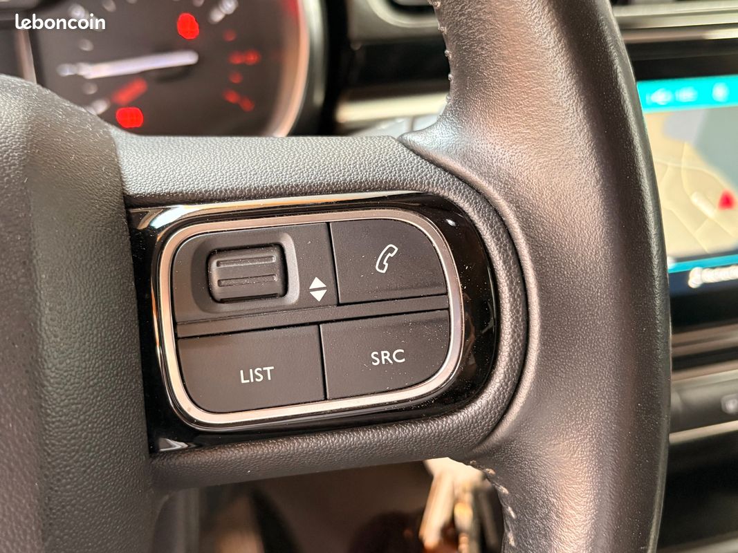 CITROEN C3 GENERATION-III 1.2 PURETECH 80 SHINE START-STOP - DISTRIBUTION À JOUR - CAMÉRA DE RECUL - CARPLAy (image 26)