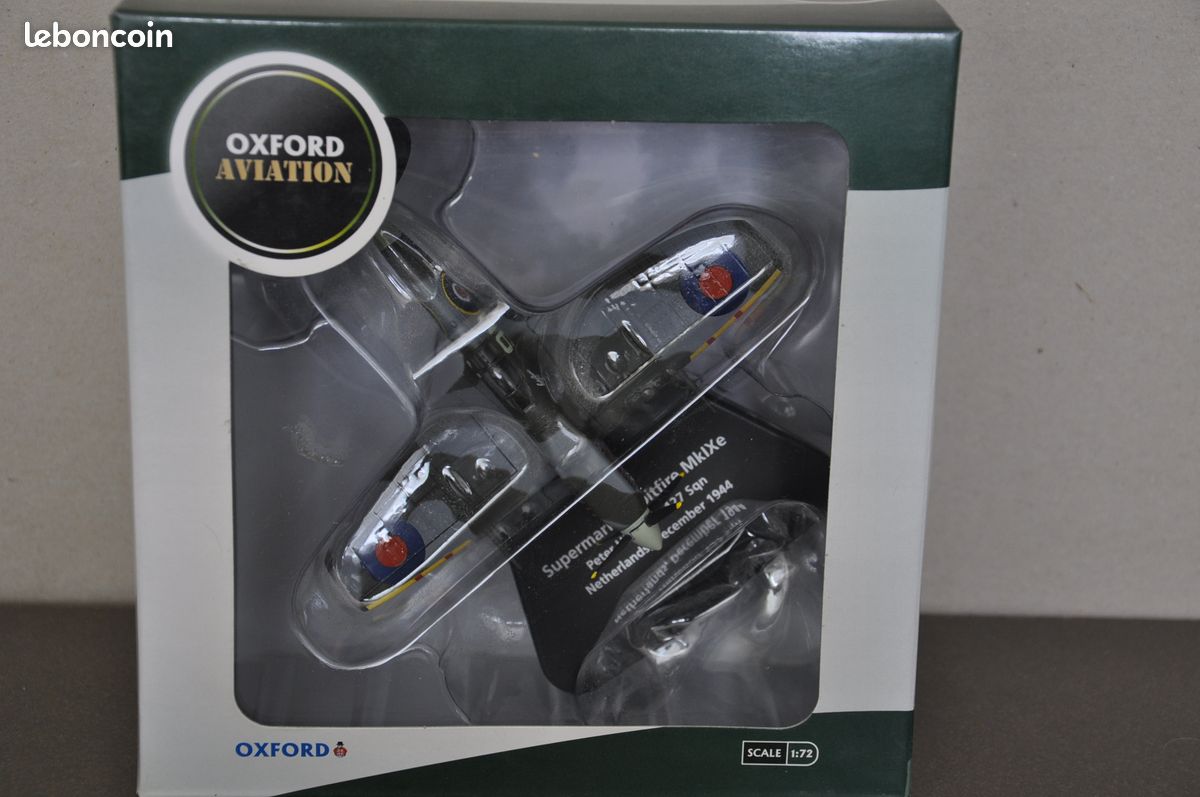 Spitfire avion Oxford 1/72 (image 1)