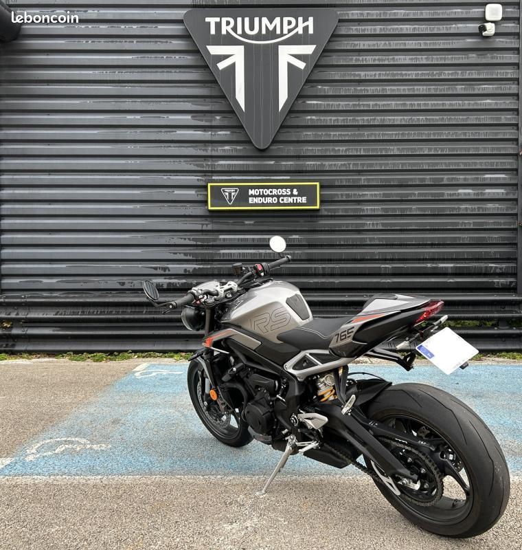 Triumph STREET TRIPLE 765 RS (image 4)