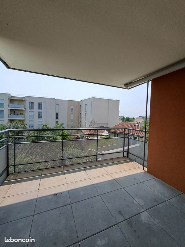 Appartement a louer meyzieu - 4 pièce(s) - 78 m2 - Surfyn