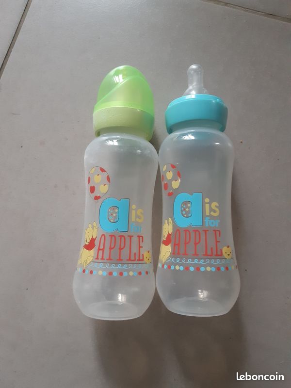 2 biberons à l effigie de winnie l ourson (image 1)