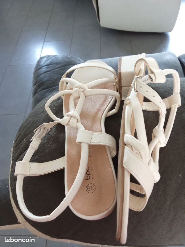 Robe de soirée avec chaussures à sorti (image 5)
